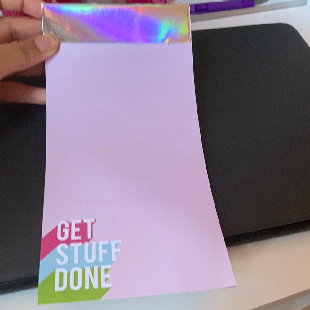 Magnent writing pad